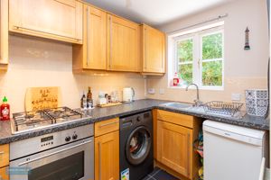Kitchen- click for photo gallery
